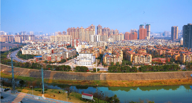 南充何智彬的最新消息与新闻更新摘要