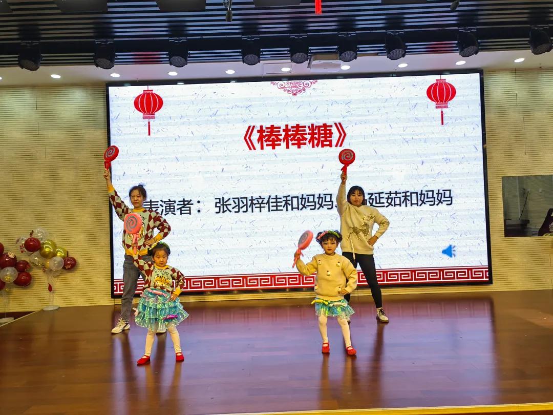 最新幼师集体舞,科技舞蹈的完美融合,重塑幼教体验