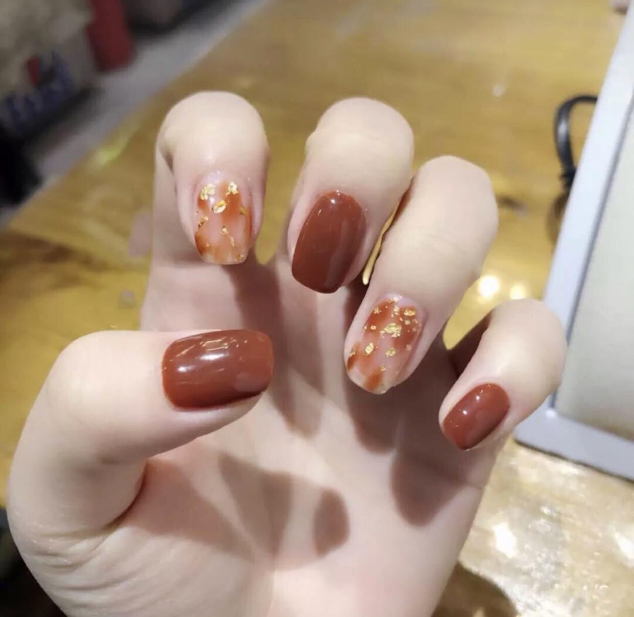 美甲最新款，从指尖到心灵的变化，自信与成就感的旅程