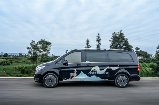 未来最新车，驶向学习之路，自信与成就感的源泉