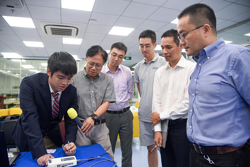 上海疫情最新动态，科技赋能生活，智能守护健康