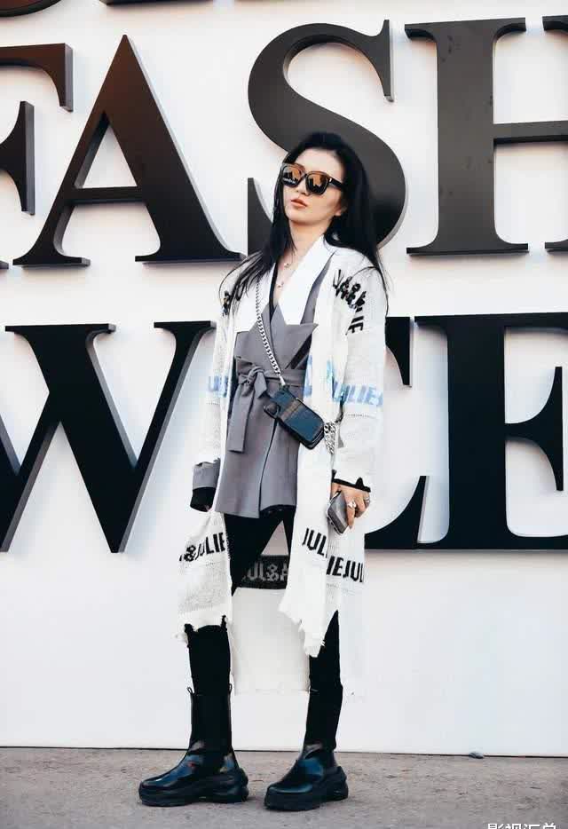 纤纤最新网——引领时尚潮流的前沿资讯平台