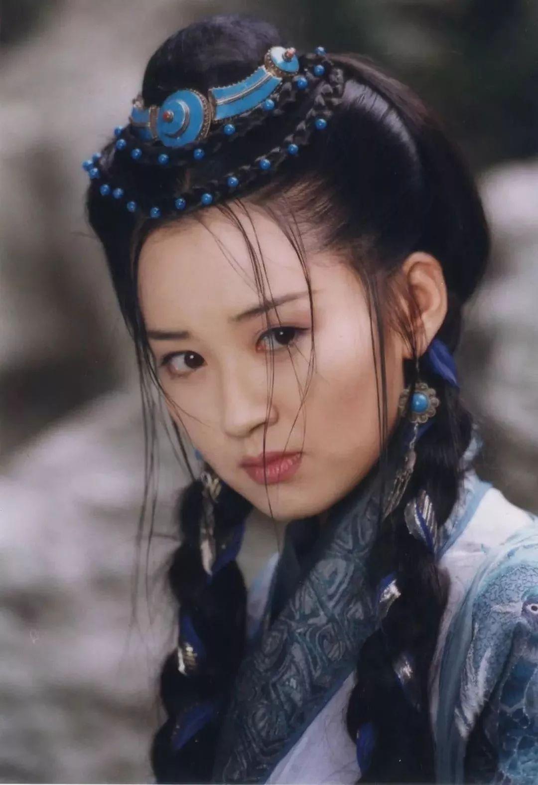 绝色风华最新，小巷中的隐秘瑰宝