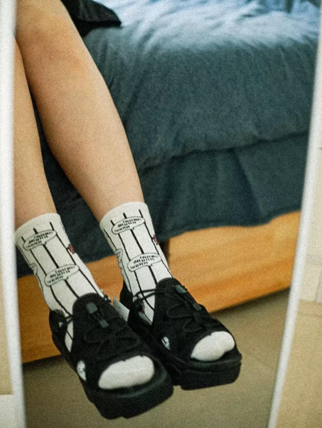 🌸🌼Nike最新凉鞋，夏日时尚新宠👟💦