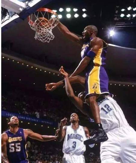 戈登最新扣篮，跃向成功的力量与自信的飞跃